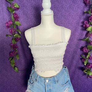 White, runched, cropped tank! 🤍